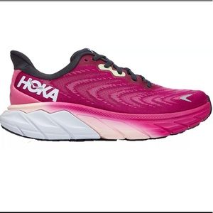 Worn Once Fuchsia/Rose HOKA Arahi 6 Running Shoes